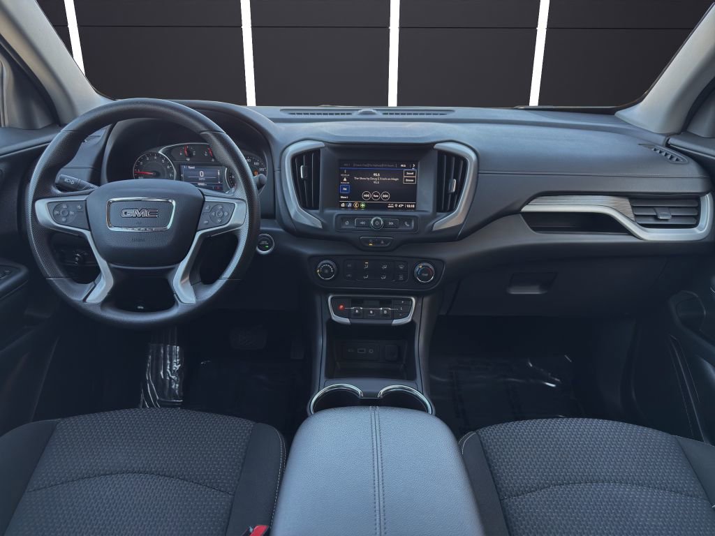 Used 2024 GMC Terrain SLE image 13