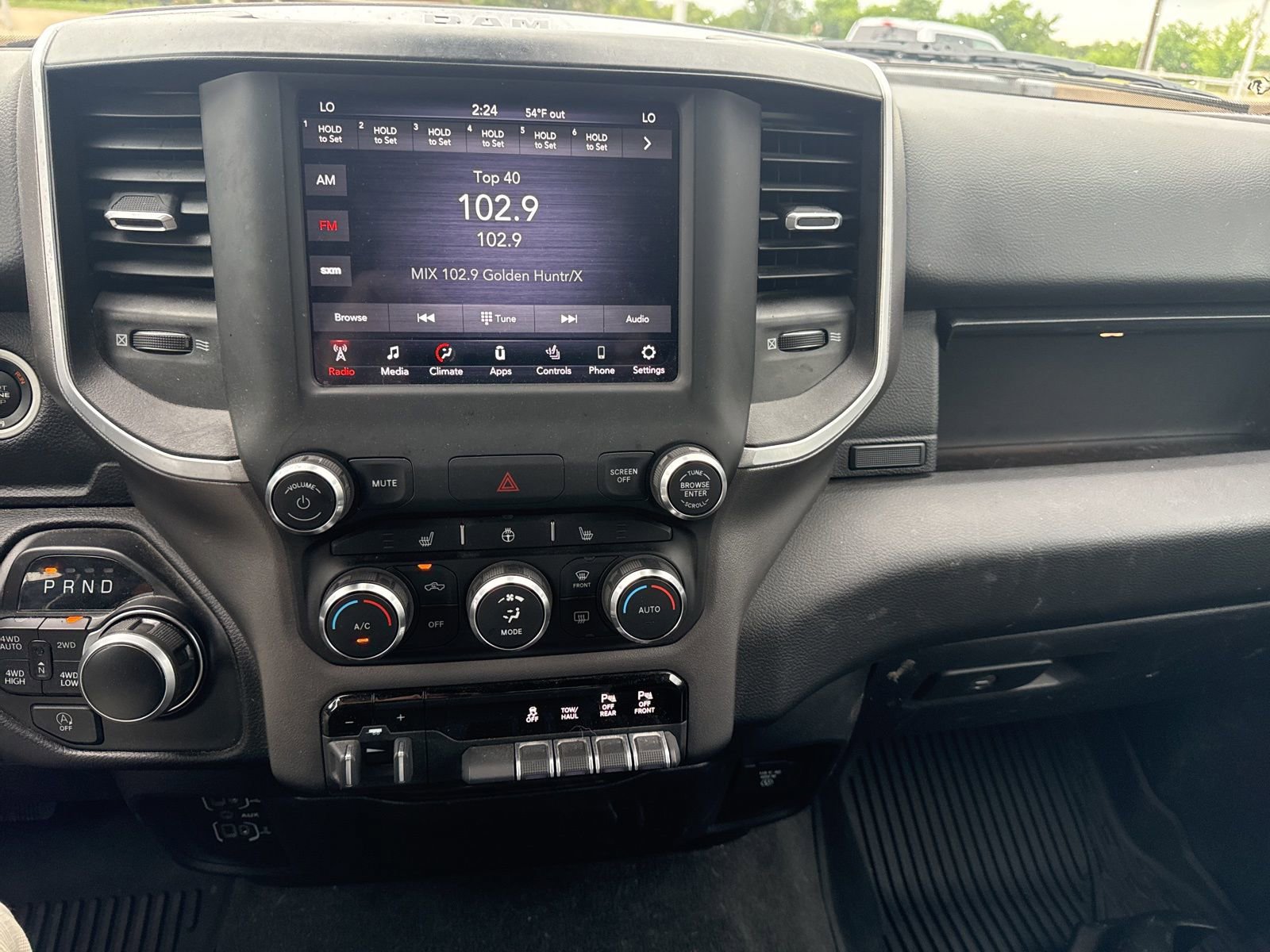 Used 2021 RAM 1500 Big Horn image 14