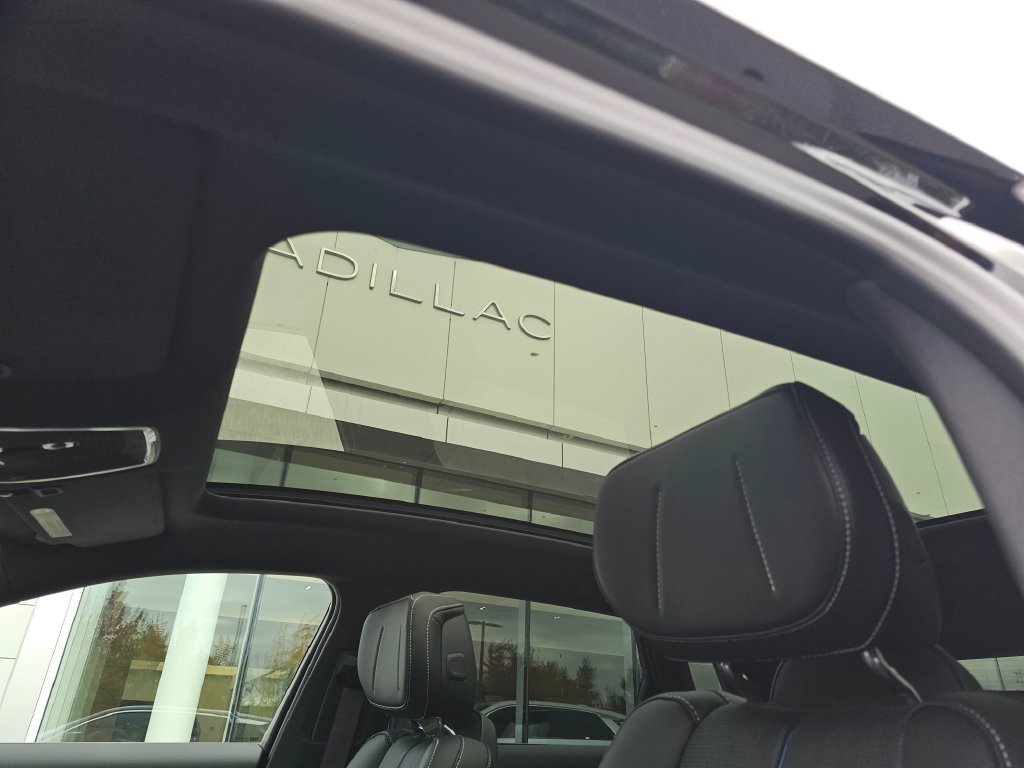 New 2027 Cadillac Lyriq Luxury AWD/4WD image 23