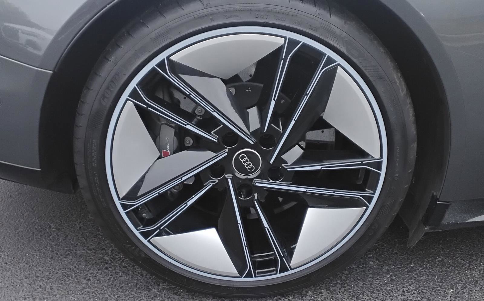 Used 2023 Audi RS e-tron GT w/ Ceramic Brake Package image 13