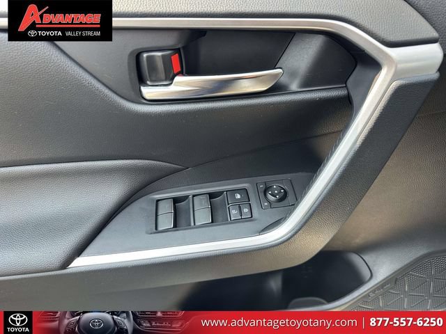 Used 2023 Toyota RAV4 SE w/ Weather & Moonroof Package AWD/4WD image 20