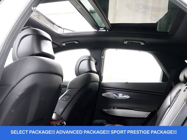Used 2022 Genesis GV70 2.5T w/ Sport Prestige Package AWD/4WD image 13