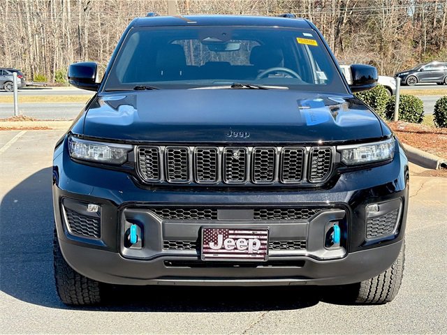 Used 2023 Jeep Grand Cherokee Trailhawk image 7