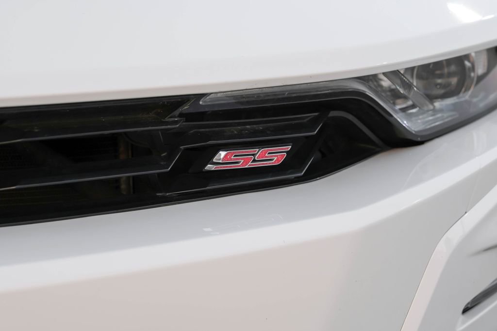 Used 2022 Chevrolet Camaro SS RWD image 53