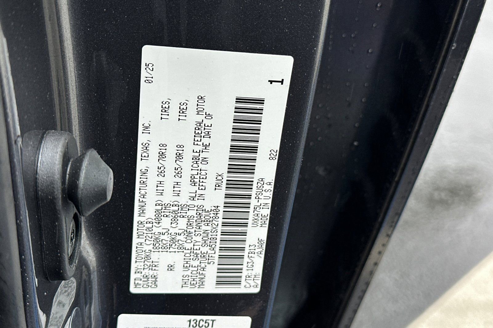 New 2025 Toyota Tundra SR5 w/ SR5 Convenience Package AWD/4WD image 34