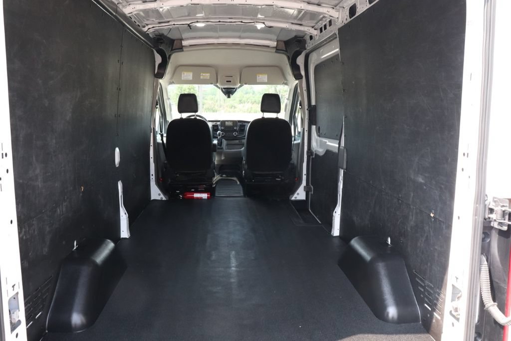 Used 2023 Ford Transit 250 Medium Roof w/ Load Area Protection Package RWD image 18