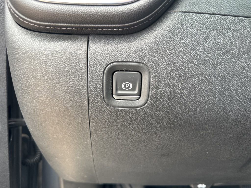 Used 2020 Chevrolet Silverado 2500 High Country w/ Z71 Off-Road Package image 13