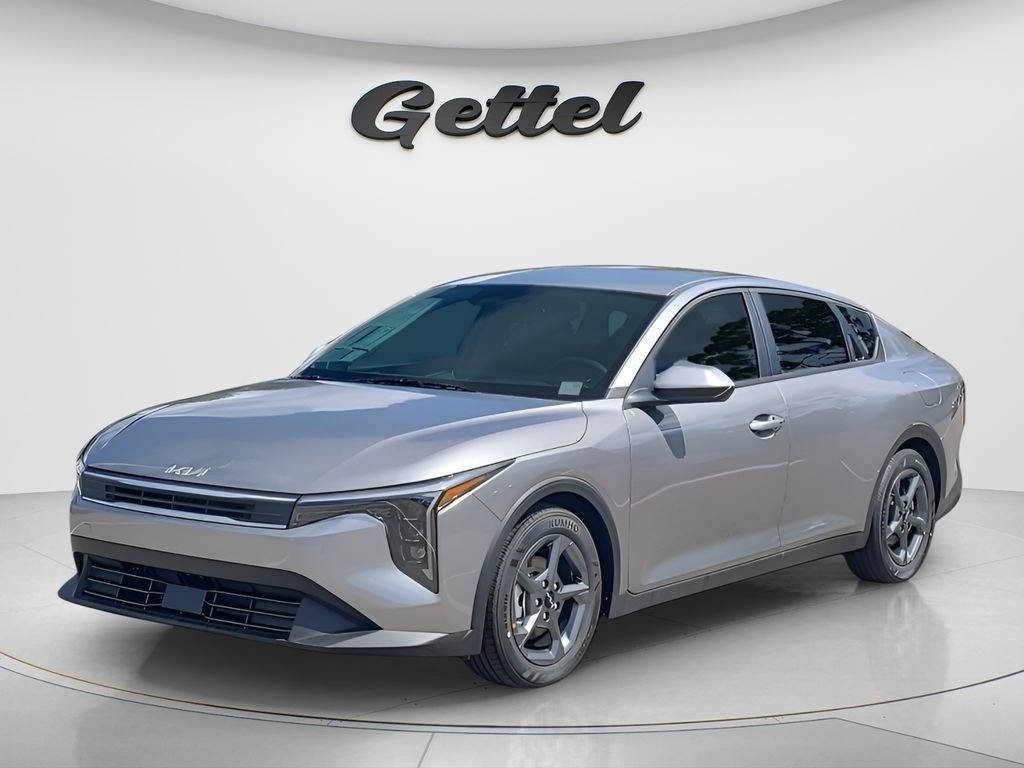 Used 2025 Kia K4 FWD image 1