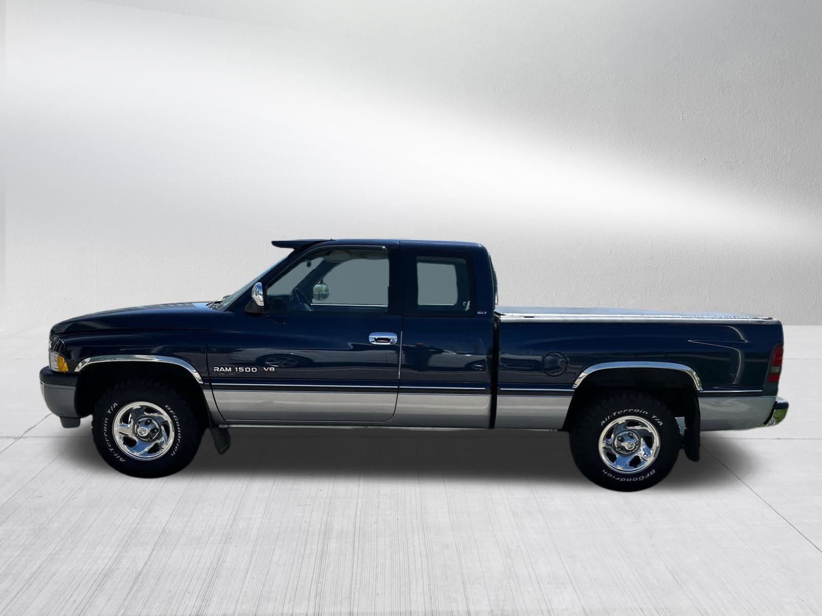 Used 1995 Dodge Ram 1500 Truck 2WD Club Cab image 4