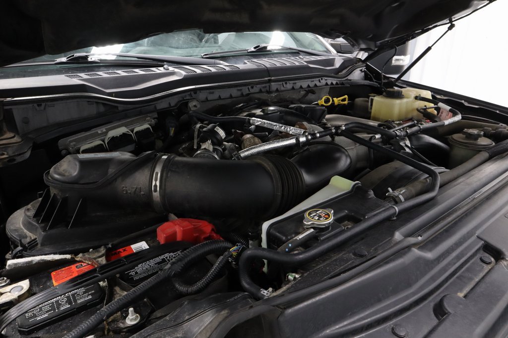 Used 2019 Ford F350 Lariat w/ Lariat Value Package image 15