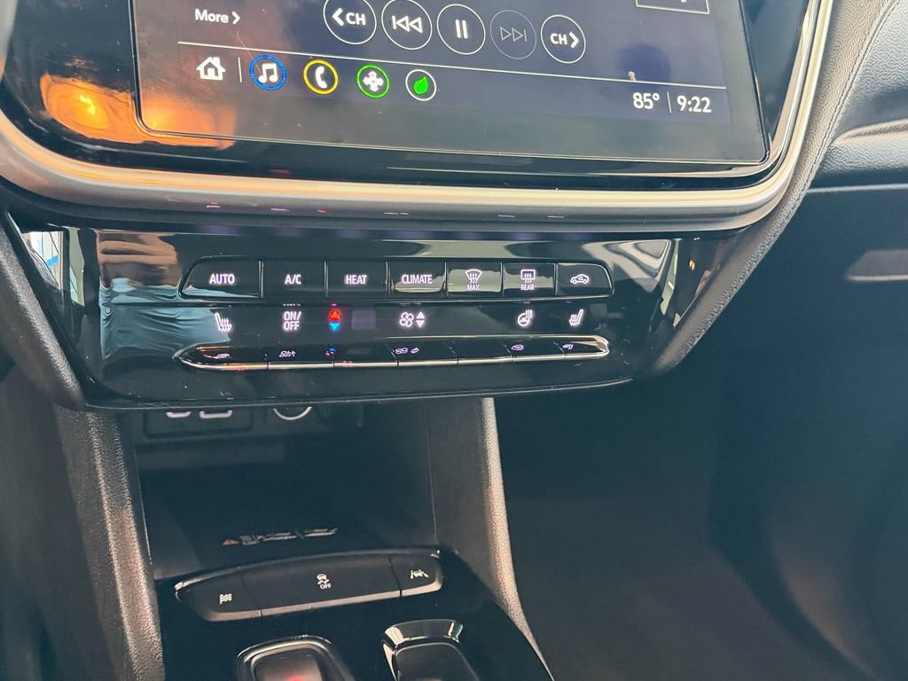 Certified 2023 Chevrolet Bolt LT w/ Infotainment Package FWD image 22