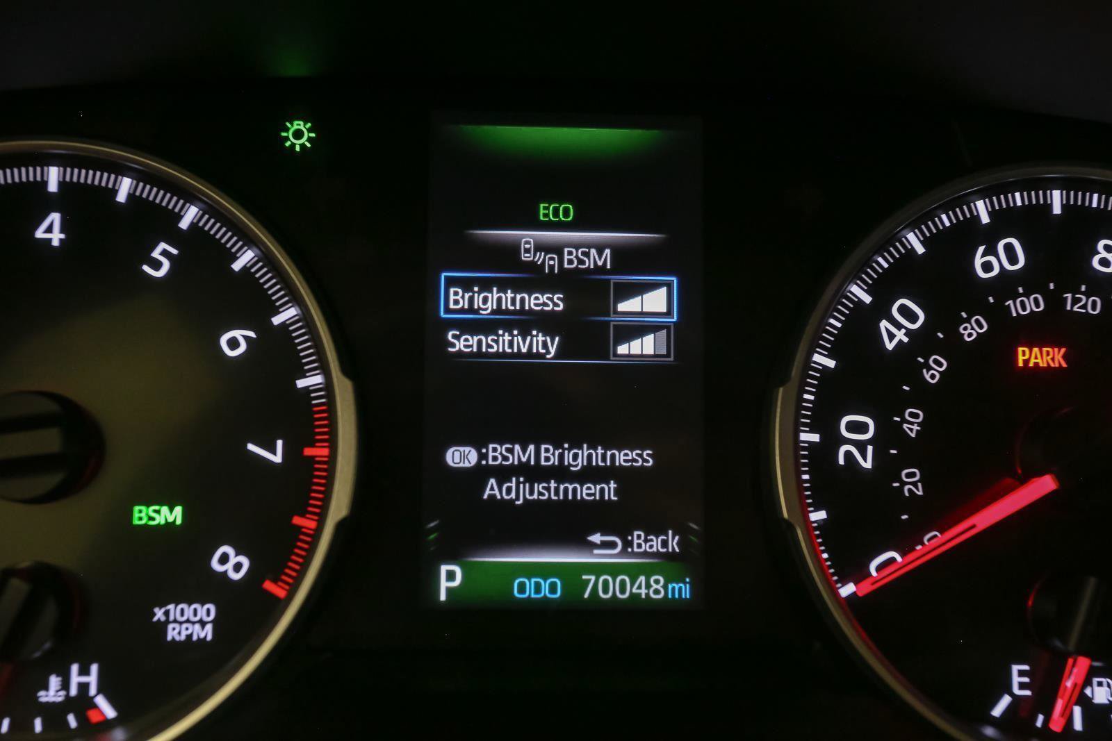 Used 2020 Toyota RAV4 XLE AWD/4WD image 37