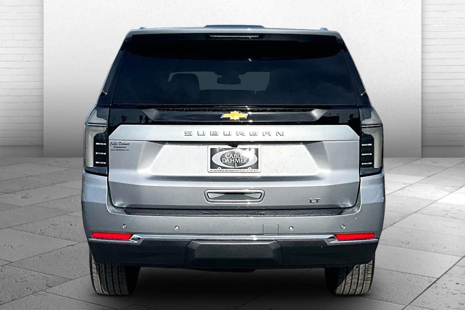 New 2026 Chevrolet Suburban LT w/ Comfort Package AWD/4WD image 4