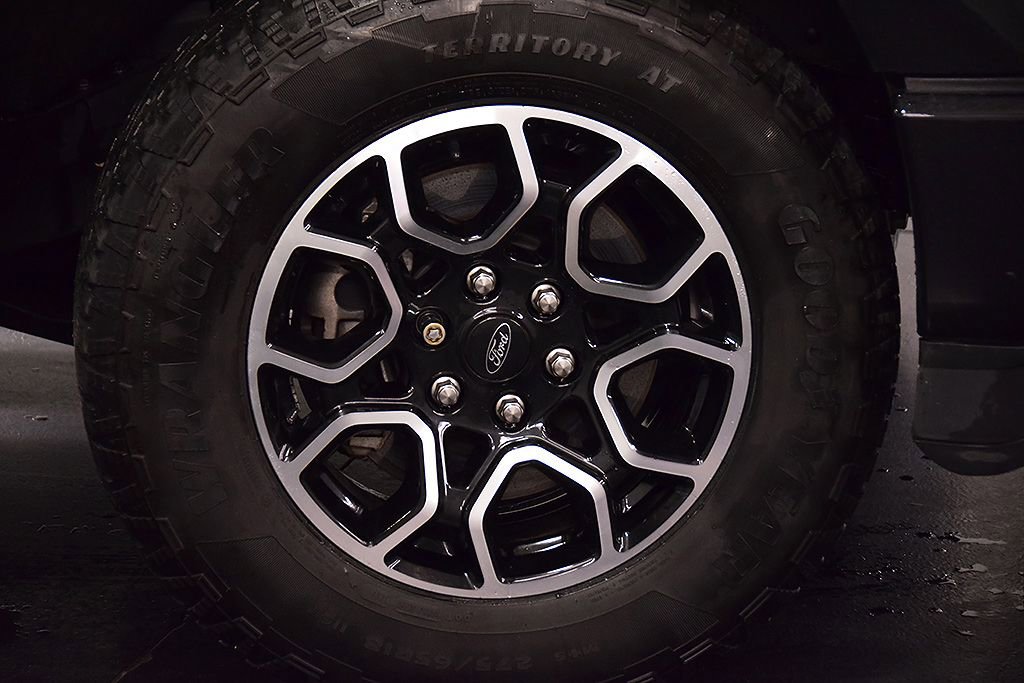 Used 2022 Ford F150 XLT w/ Equipment Group 302A High AWD/4WD image 12