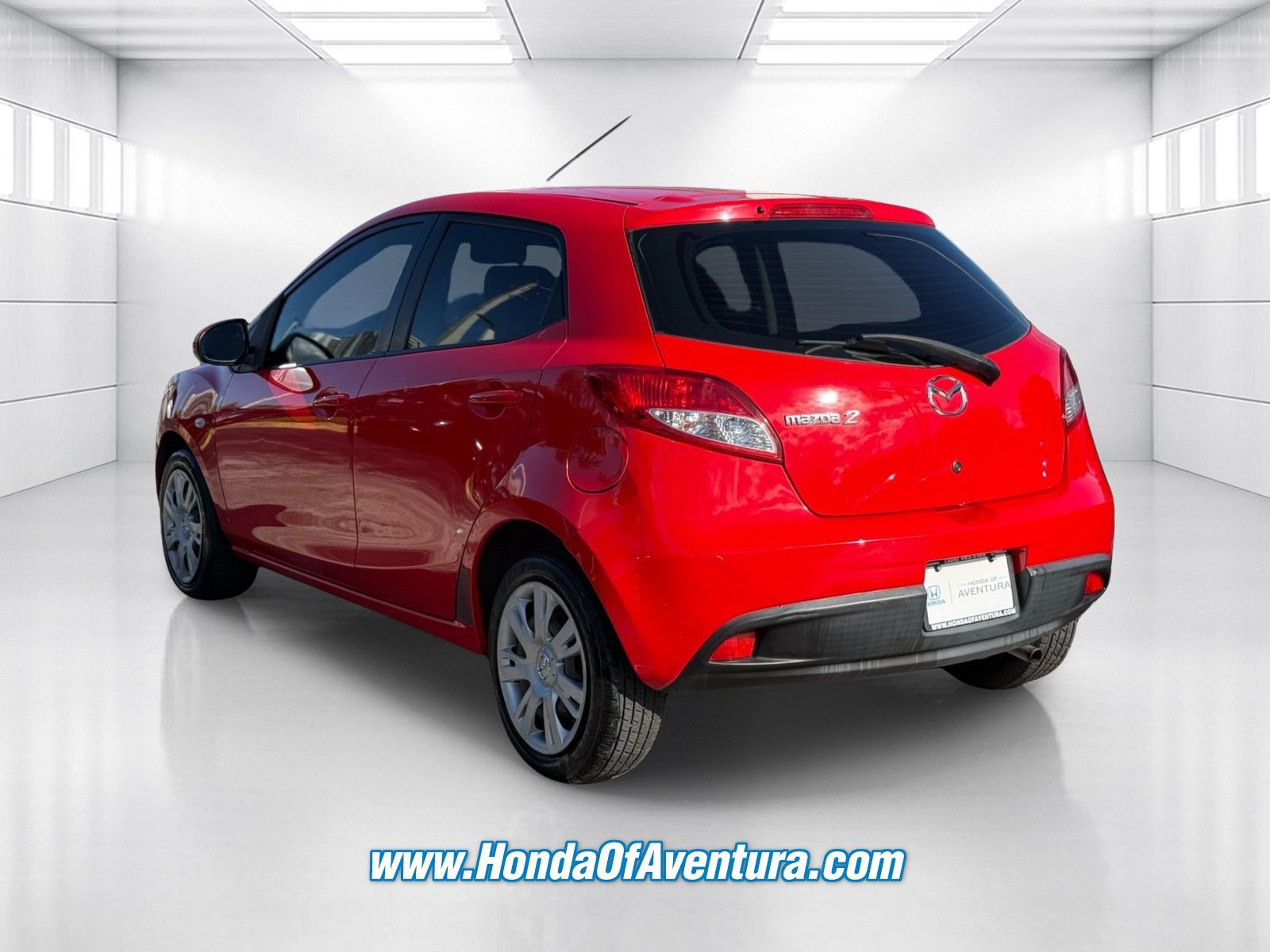 Used 2013 MAZDA MAZDA2 Sport FWD image 4
