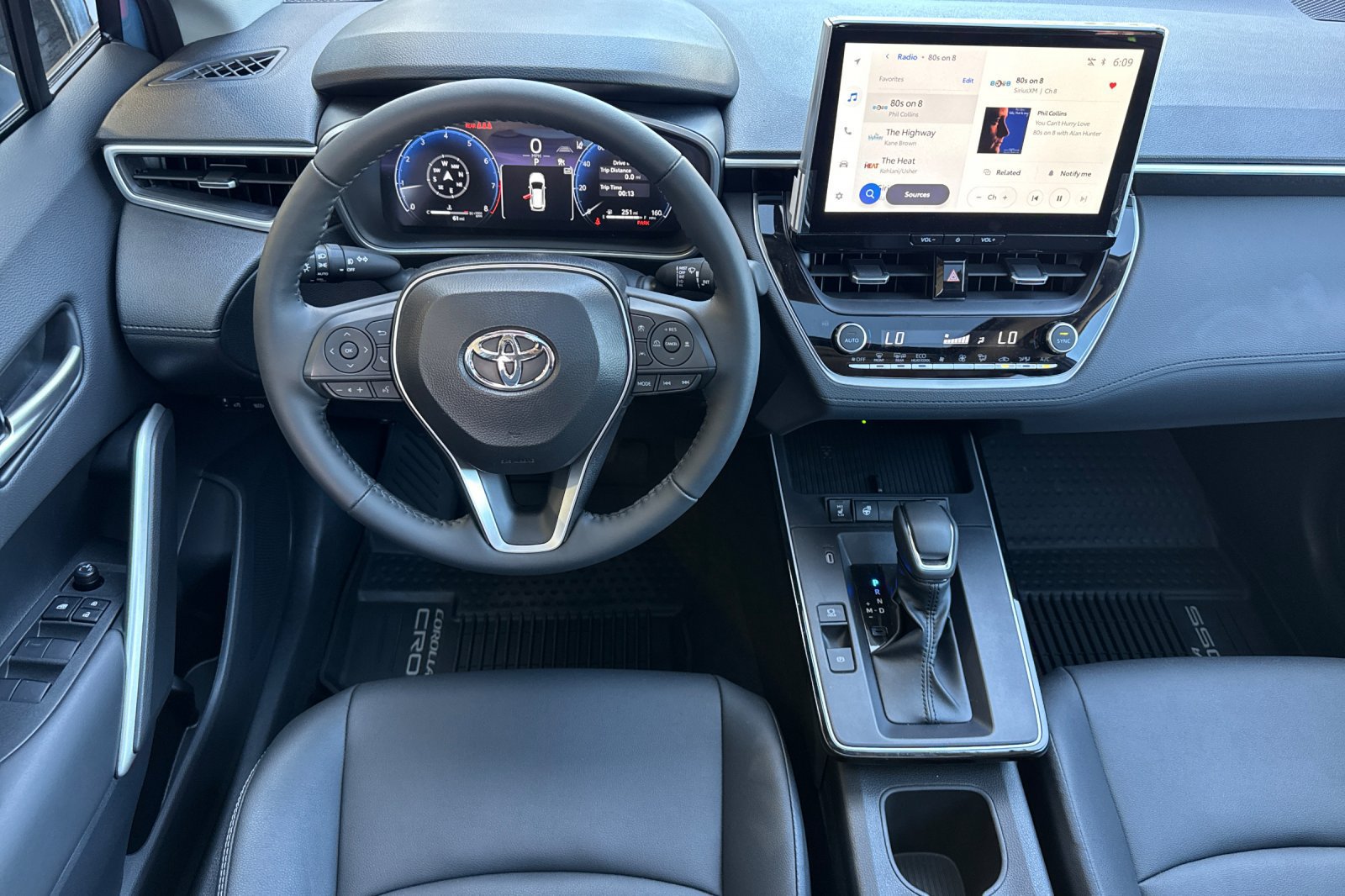 New 2026 Toyota Corolla Cross XLE w/ Convenience Package AWD/4WD image 12
