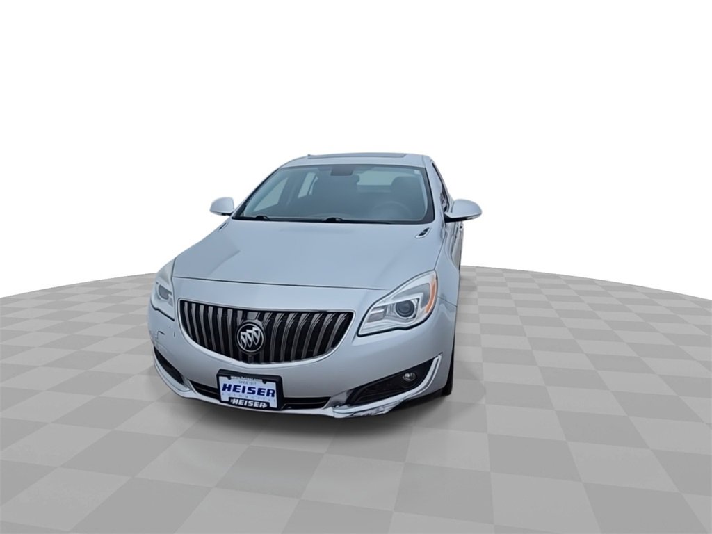 Certified 2017 Buick Regal Sport Touring image 3