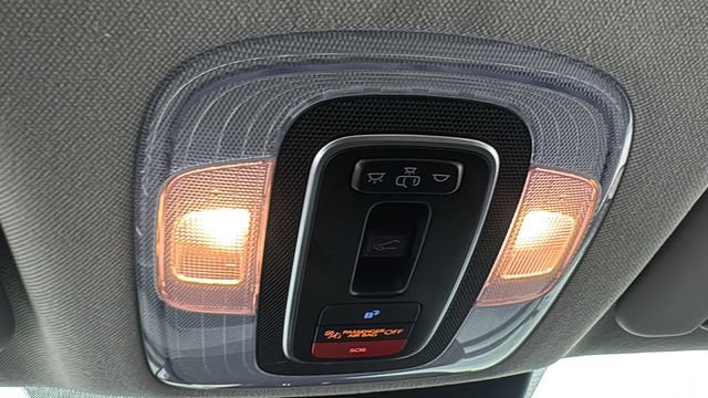 Used 2024 Hyundai Elantra Limited image 27