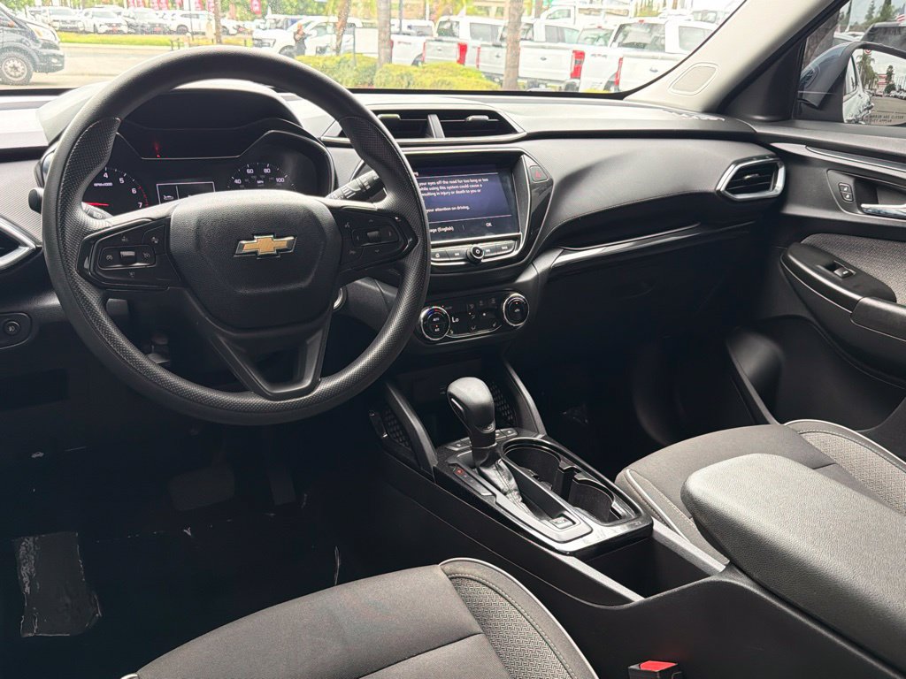 Used 2021 Chevrolet TrailBlazer LT w/ Convenience Package FWD image 36
