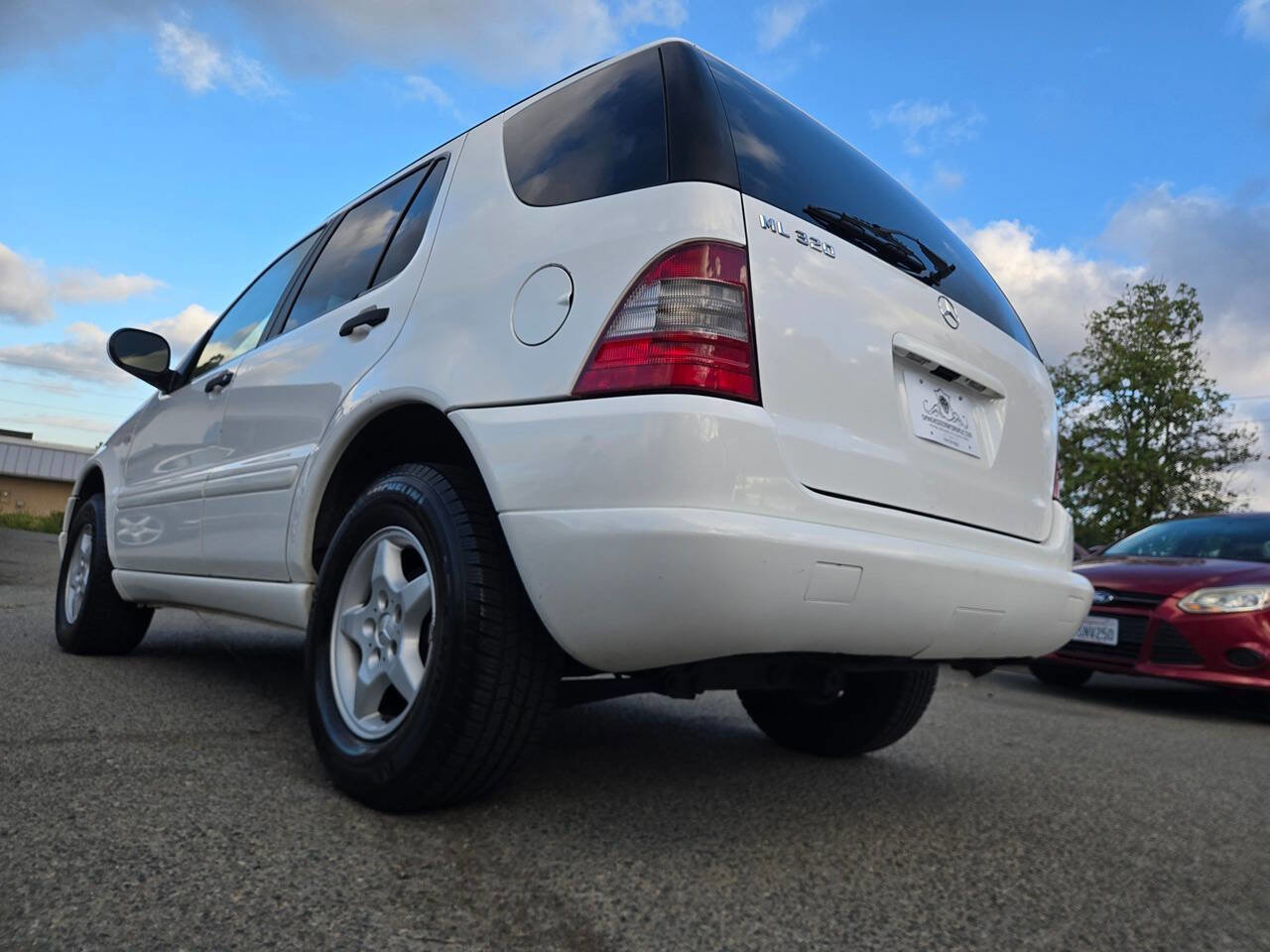 Used 2001 Mercedes-Benz ML 320 4MATIC image 13
