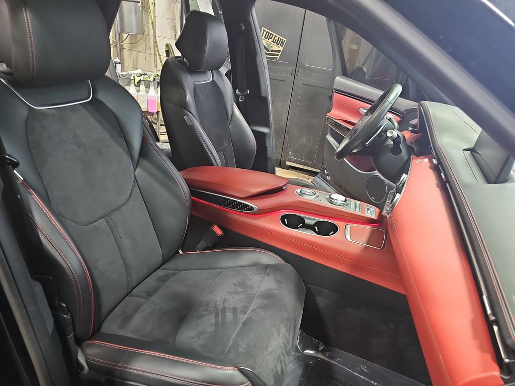 Used 2022 Genesis GV70 3.5T Sport w/ Sport Prestige Package image 10