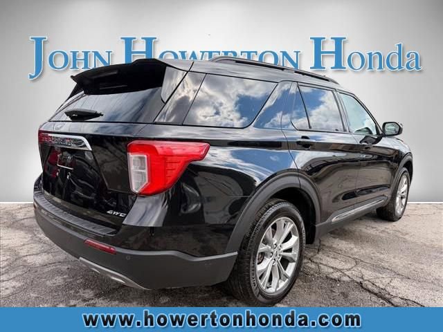 Used 2023 Ford Explorer XLT w/ Equipment Group 202A image 3
