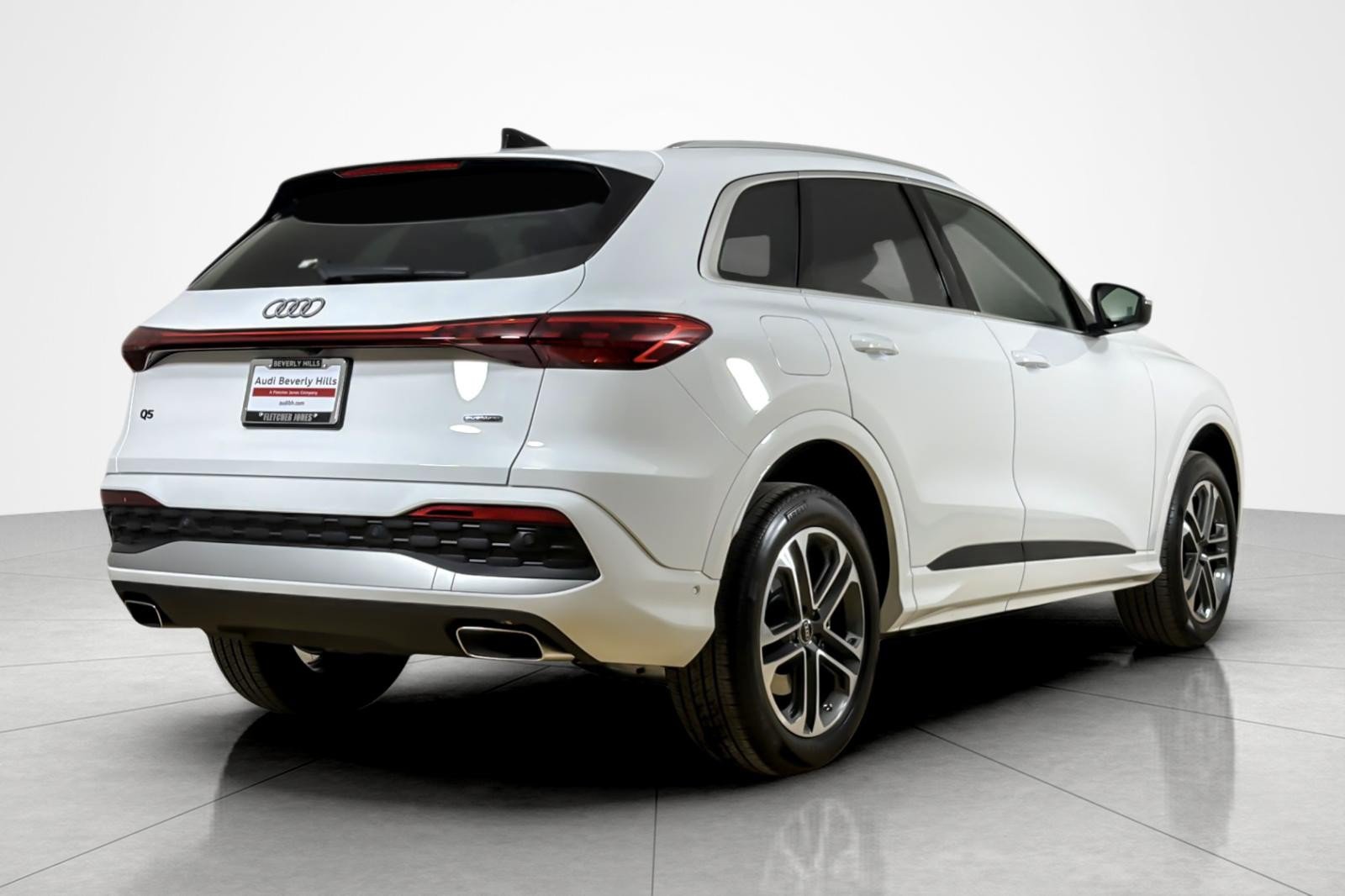 Used 2026 Audi Q5 Premium AWD/4WD image 5