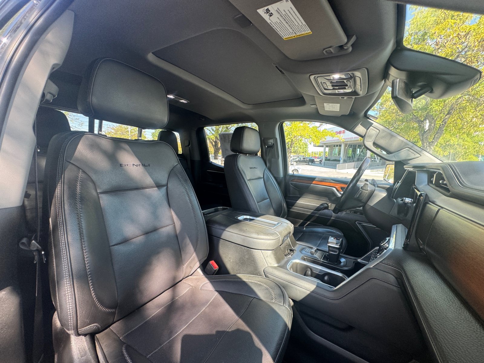 Used 2022 GMC Sierra 1500 Denali w/ Denali Carbonpro Edition AWD/4WD image 17