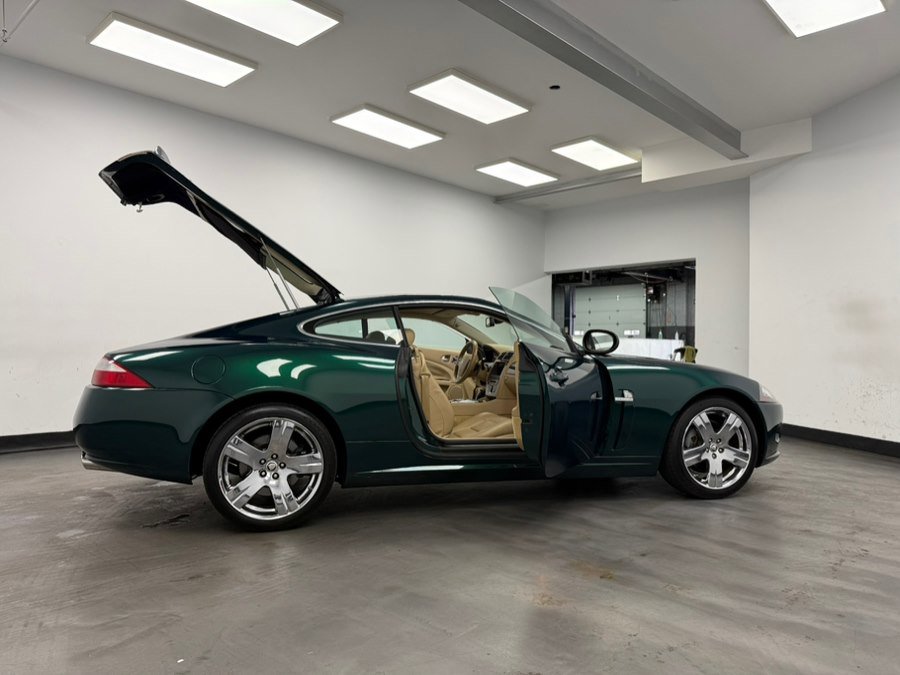 Used 2008 Jaguar XK Coupe image 36