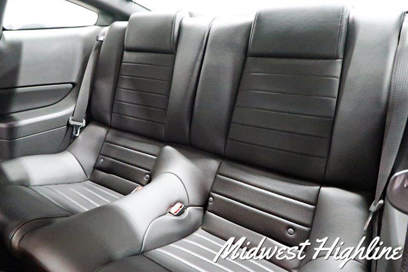 Used 2009 Ford Mustang Shelby GT500 RWD image 36
