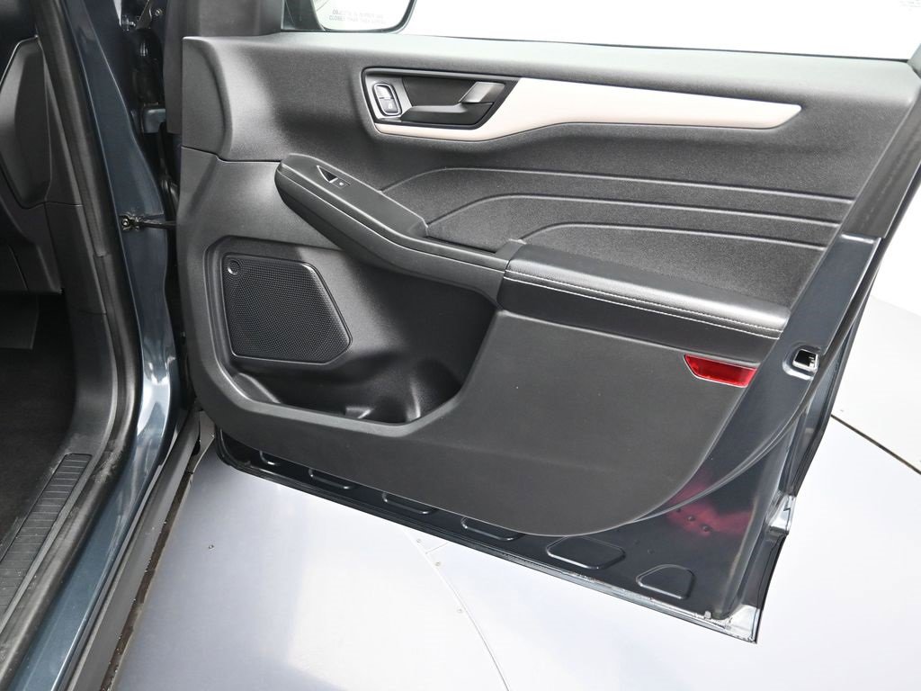 Certified 2022 Ford Escape SE w/ Convenience Package image 30