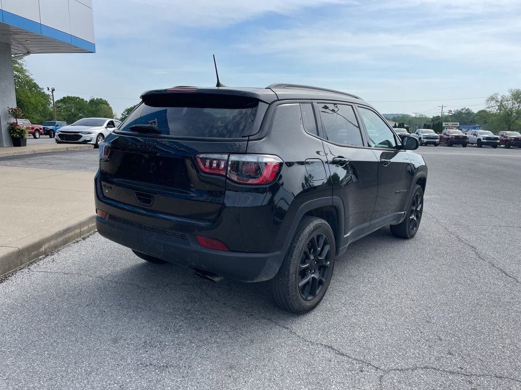 Used 2022 Jeep Compass Altitude AWD/4WD image 8