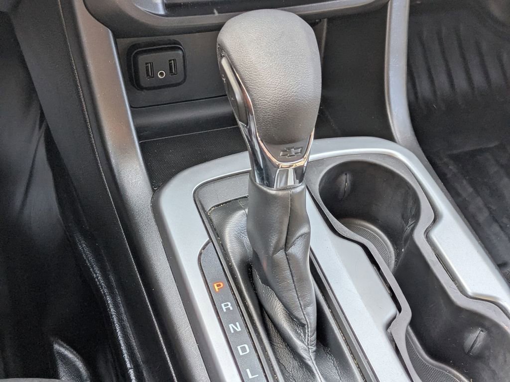 Used 2022 Chevrolet Colorado LT w/ Fleet Safety Package image 12