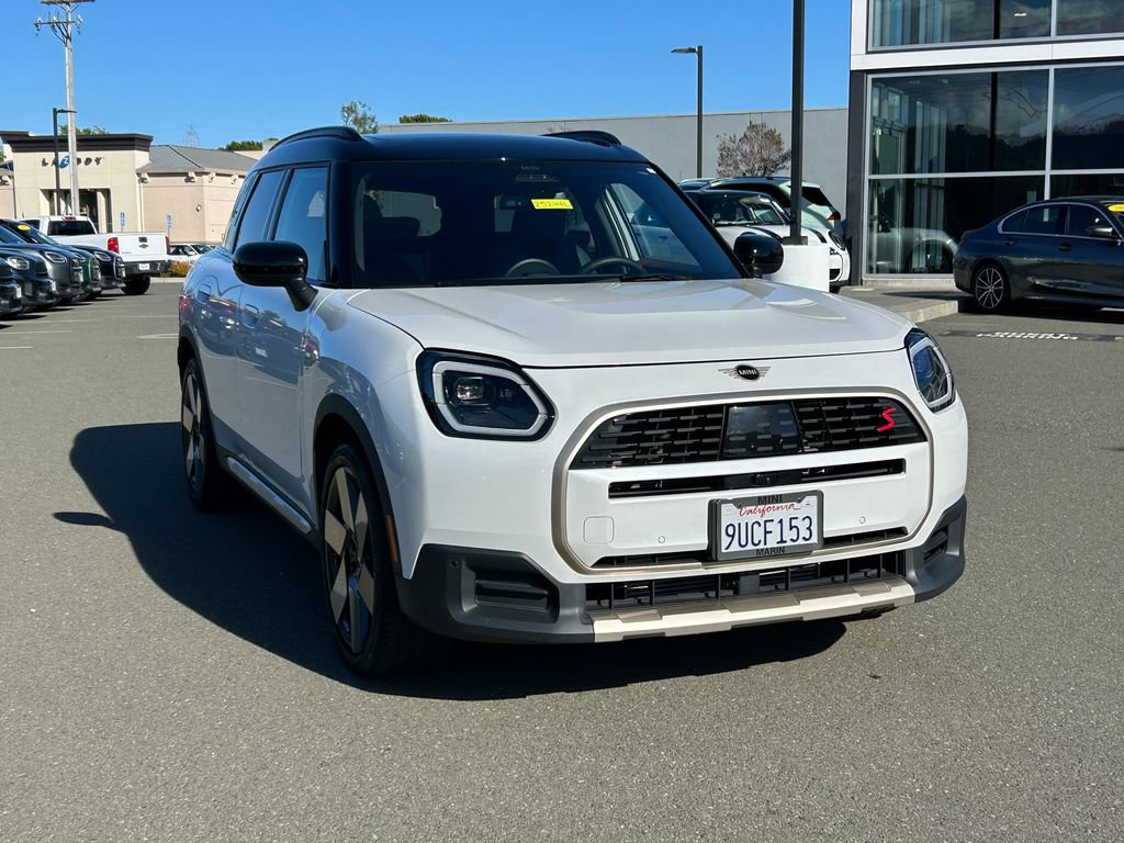 Used 2025 MINI Cooper Countryman S w/ Comfort Package Max image 7