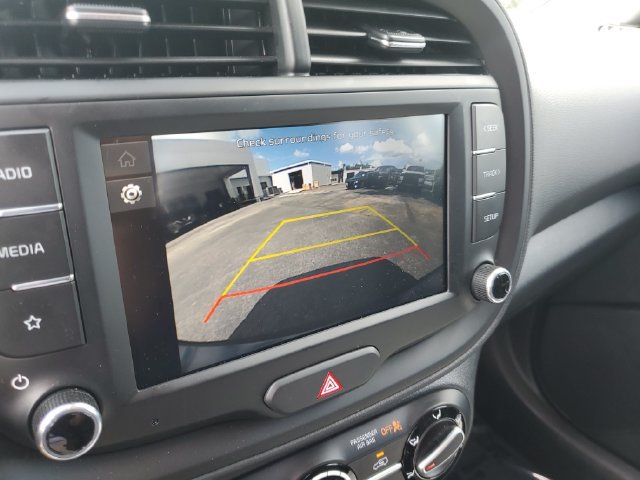 Used 2025 Kia Soul LX w/ LX Technology Package FWD image 21