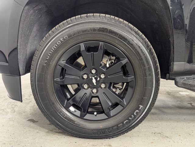 Used 2021 Chevrolet Colorado Z71 w/ Z71 Midnight Edition AWD/4WD image 11