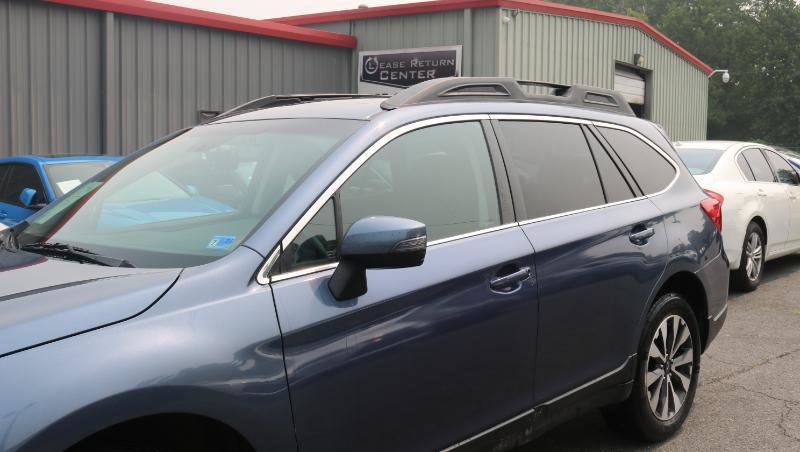 Used 2016 Subaru Outback 3.6R Limited AWD/4WD image 4
