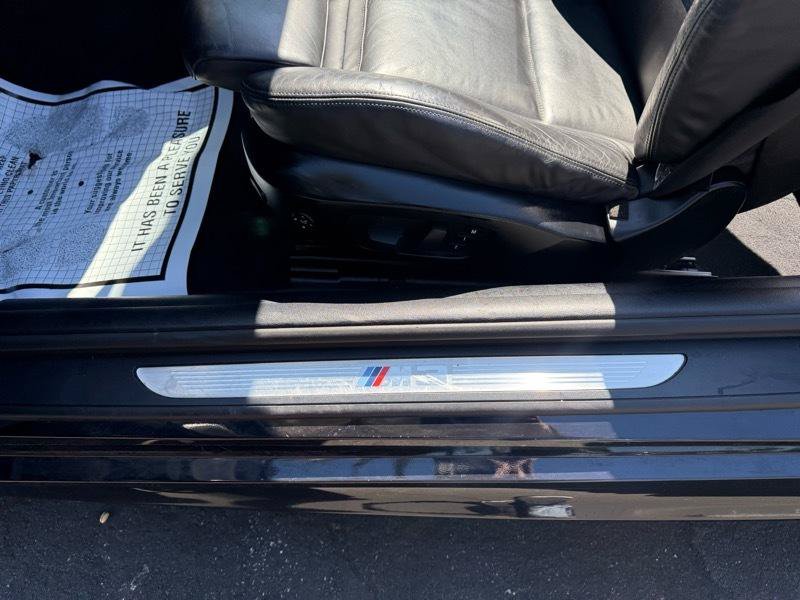 Used 2011 BMW M3 Convertible RWD image 31