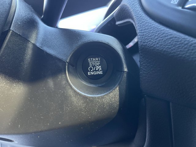 Used 2020 Jeep Compass Latitude FWD image 18