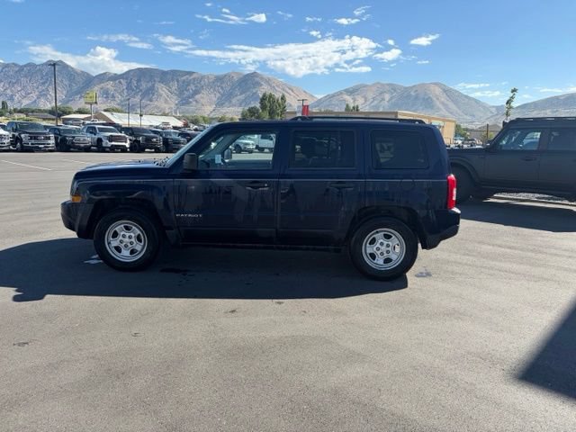 Used 2015 Jeep Patriot Sport FWD image 2