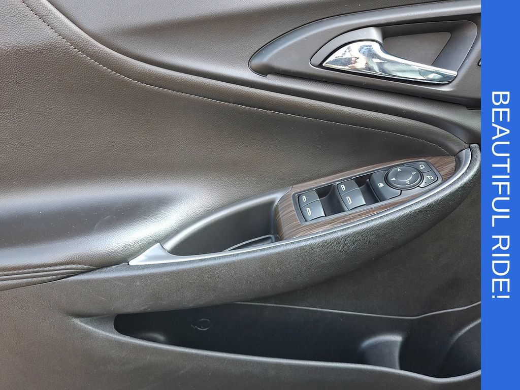 Certified 2017 Chevrolet Malibu Premier FWD image 12