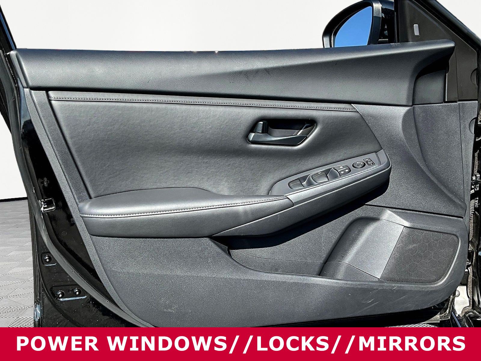Certified 2025 Nissan Sentra S FWD image 18