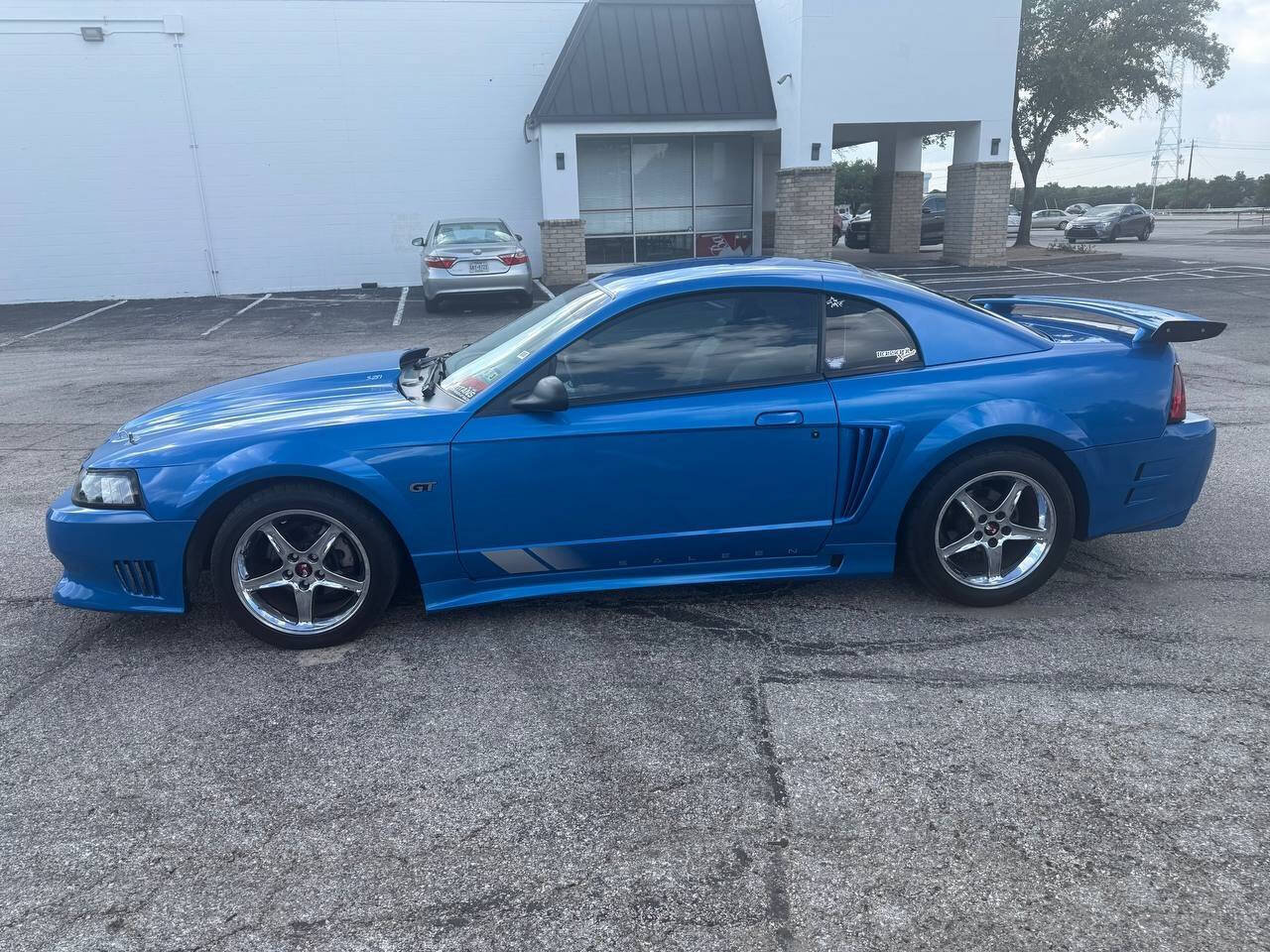 Used 2000 Ford Mustang GT RWD image 4