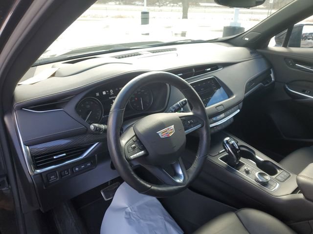 Certified 2023 Cadillac XT4 Sport image 8