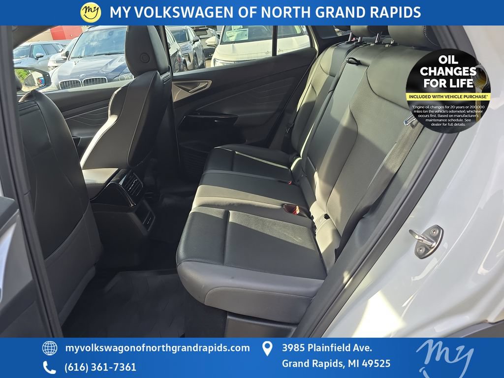 Used 2023 Volkswagen ID.4 Pro S AWD/4WD image 29