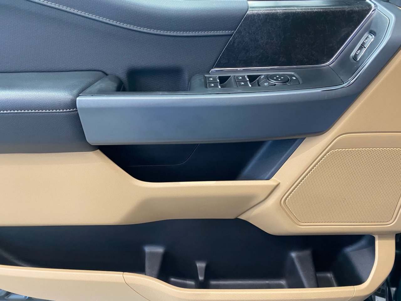 Used 2021 Ford F150 XLT w/ Equipment Group 302A High image 17