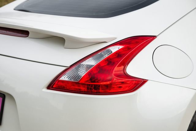 Used 2011 Nissan 370Z Touring w/ Sport Pkg image 33