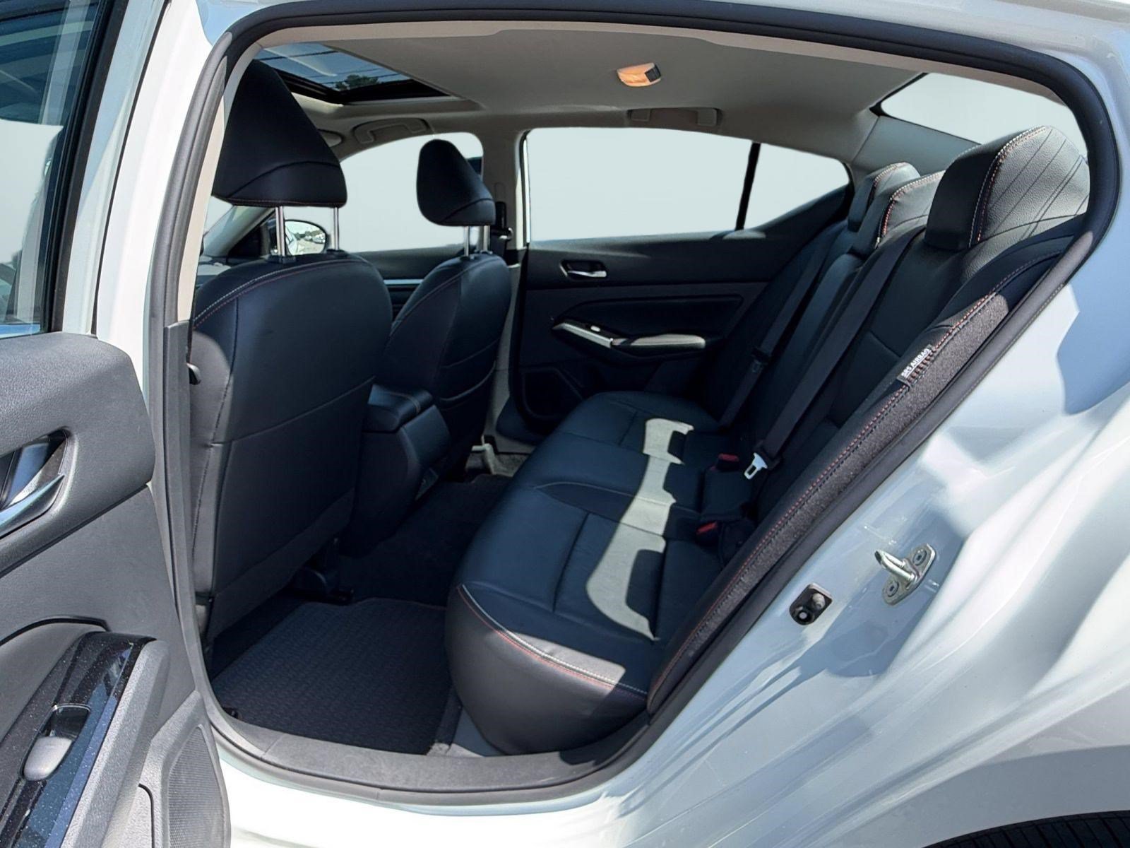 Used 2023 Nissan Altima 2.5 SR w/ SR Premium Package AWD/4WD image 21