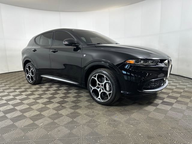 Used 2024 Alfa Romeo Tonale Ti image 2