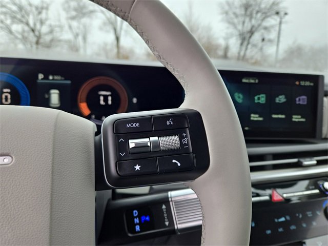 Certified 2025 Hyundai Santa Fe SEL image 16